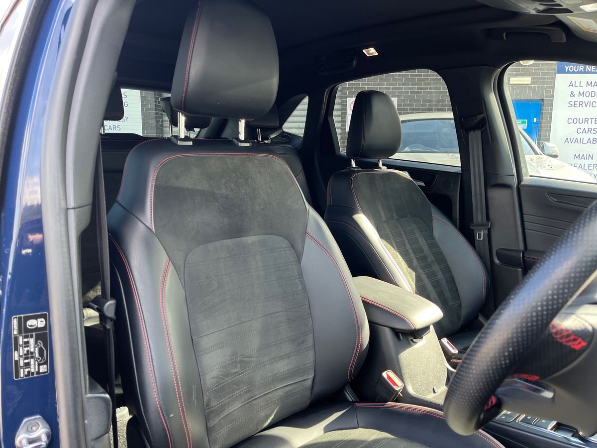 Ford Kuga Photo 26