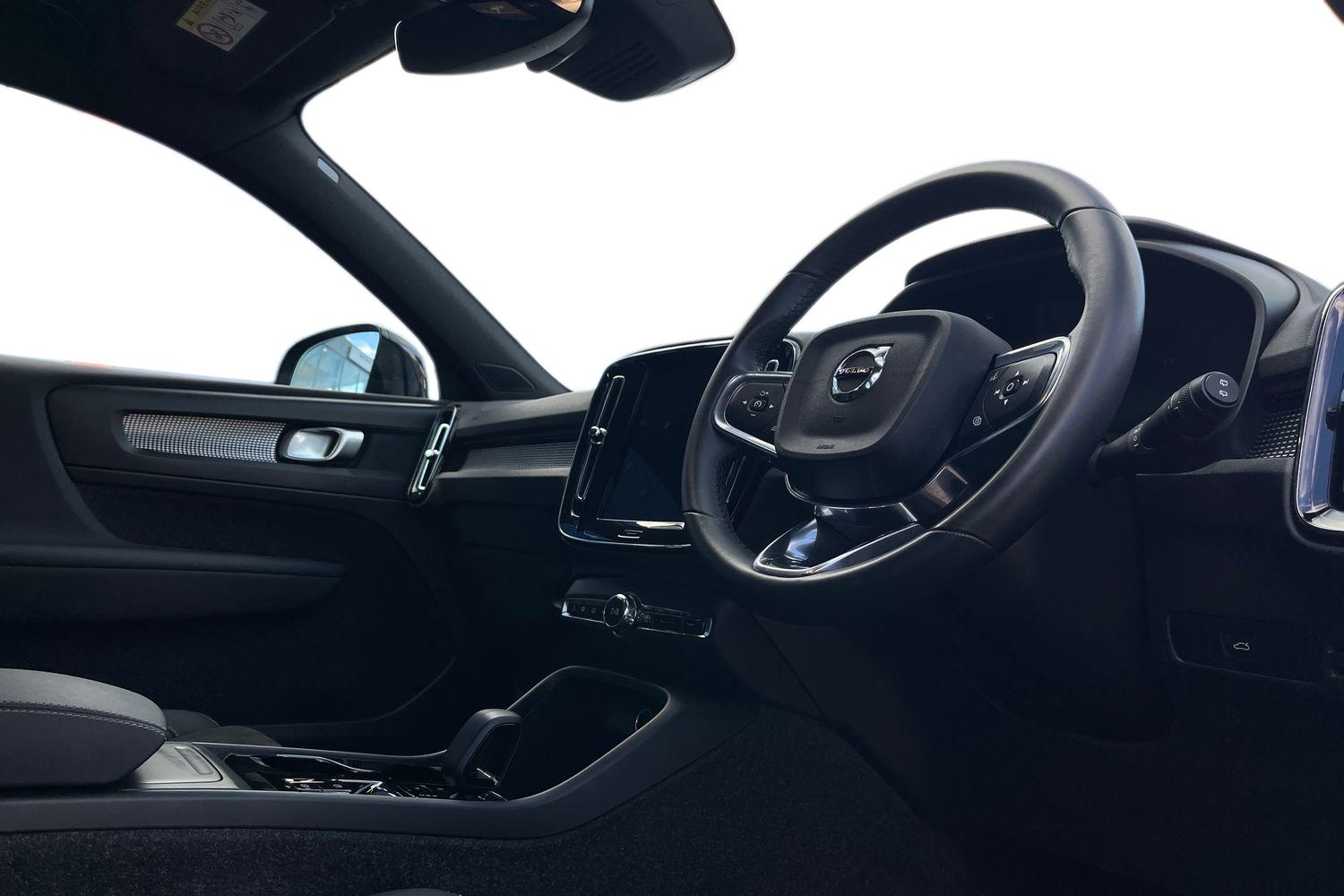 Volvo XC40 Photo 8