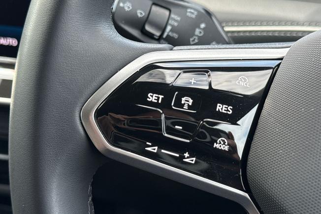 VOLKSWAGEN Id.7 Photo 16