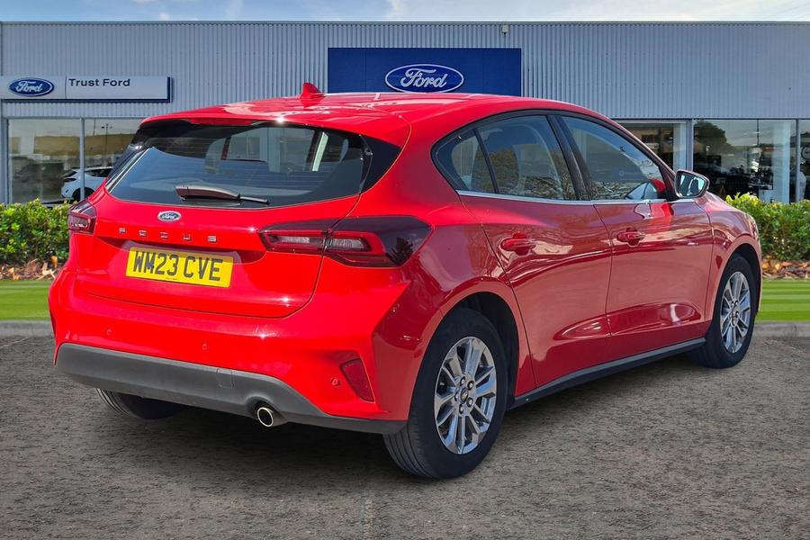 Ford FOCUS Photo autoimg-703deb79a0471936cb28e259979ded3b5bab13e8.jpg