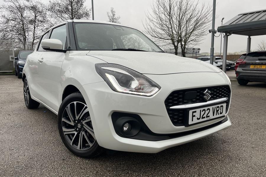 Suzuki SWIFT Photo autoimg-703e27b210f41b3d9207bd174fe6649745a4d09e.jpg