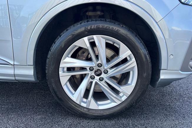 Audi Q7 Photo 5