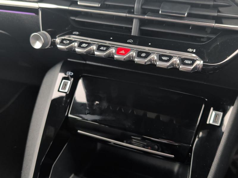 Used Peugeot 208 KO74XCU 24