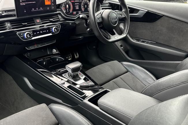 AUDI A4 Avant Photo 27