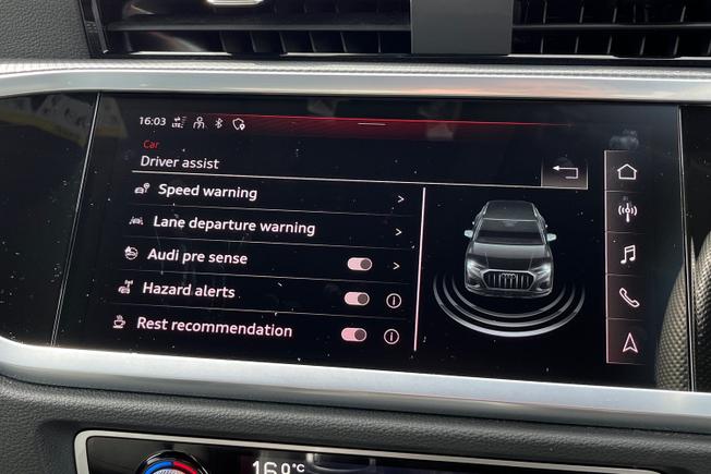 AUDI Q3 Photo 39