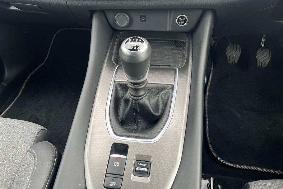 Used Nissan QASHQAI DU25BPK 30