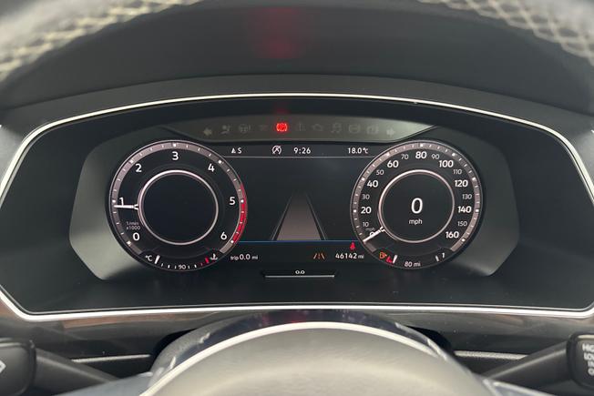 VOLKSWAGEN Tiguan Photo 15