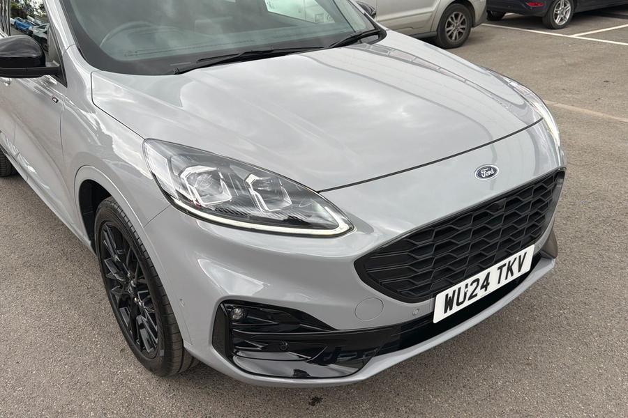 Ford KUGA Photo autoimg-70477672cfb874819c597b9fe259046cbe66d5cc.jpg