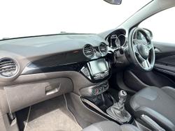VAUXHALL Adam Photo 2