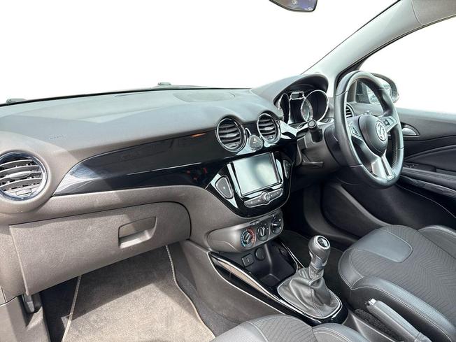 VAUXHALL Adam Photo 2