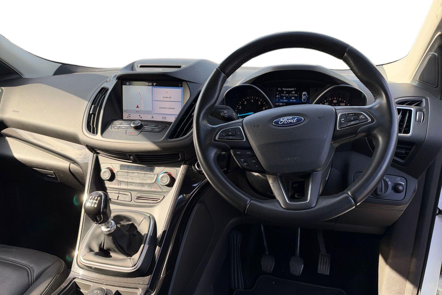 Ford KUGA Photo 10