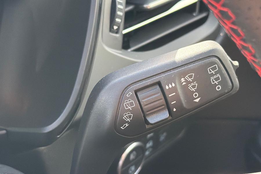 Ford KUGA Photo autoimg-7051931d84c9619321a7d39753e162595fcea35f.jpg