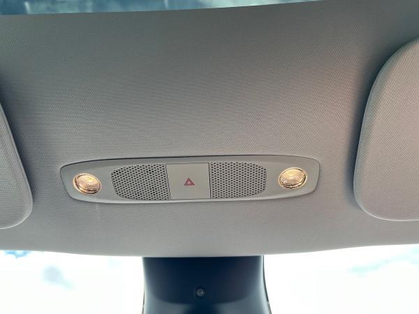 TESLA Model Y Photo autoimg-7052ec5fe14bb69d5d0b6c6c14678d30d74bec32.jpg