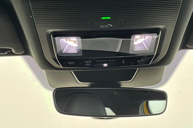 VOLKSWAGEN  New T-Roc Photo 26