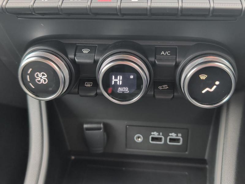 Used Renault Captur NG23FWL 43