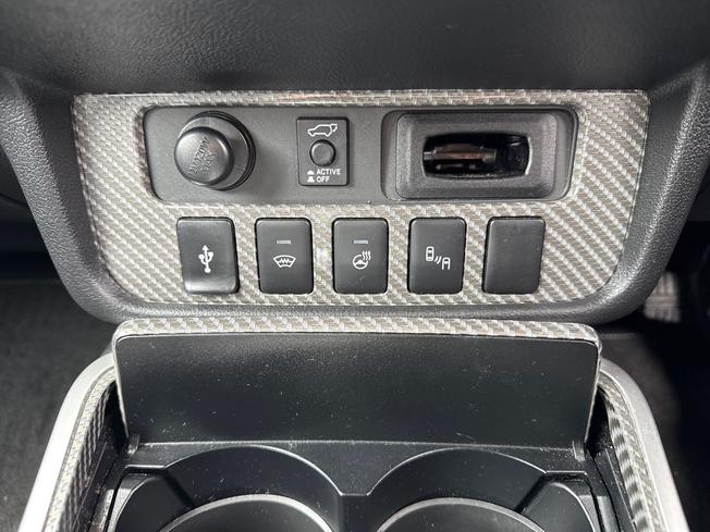 MITSUBISHI Outlander Photo 36