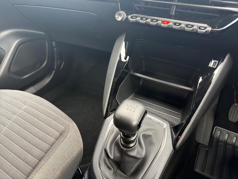 Used Peugeot 2008 VO23WNE 23