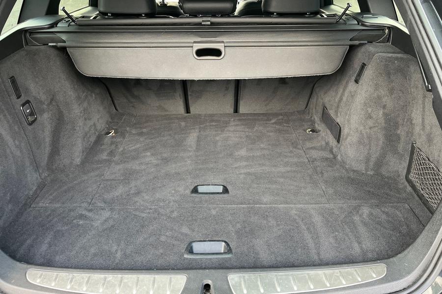 BMW 3 Series Photo autoimg-705e22481e946f4437112ce4cdf03569e36352d6.jpg