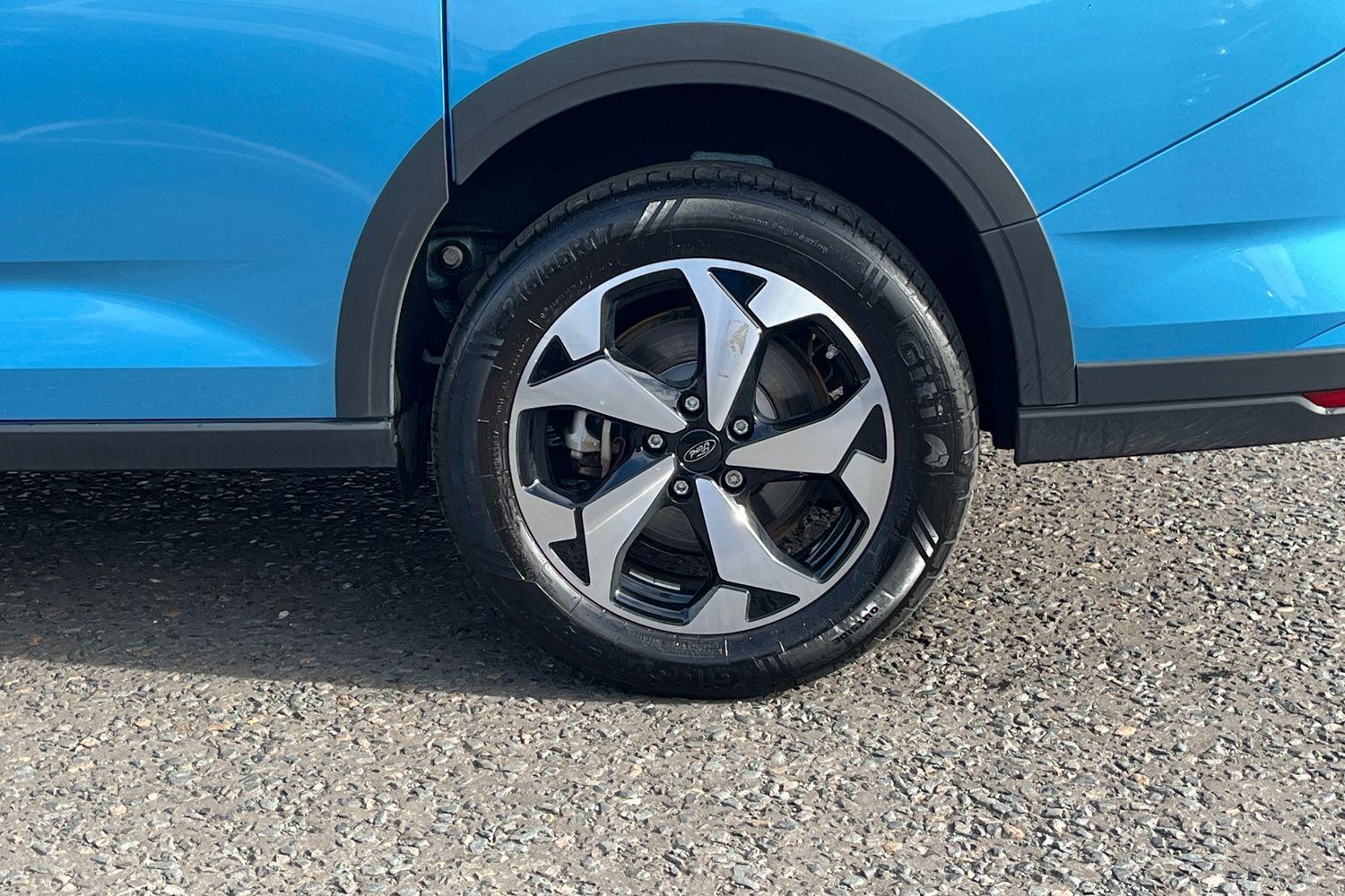 Ford TRANSIT CONNECT Photo 14
