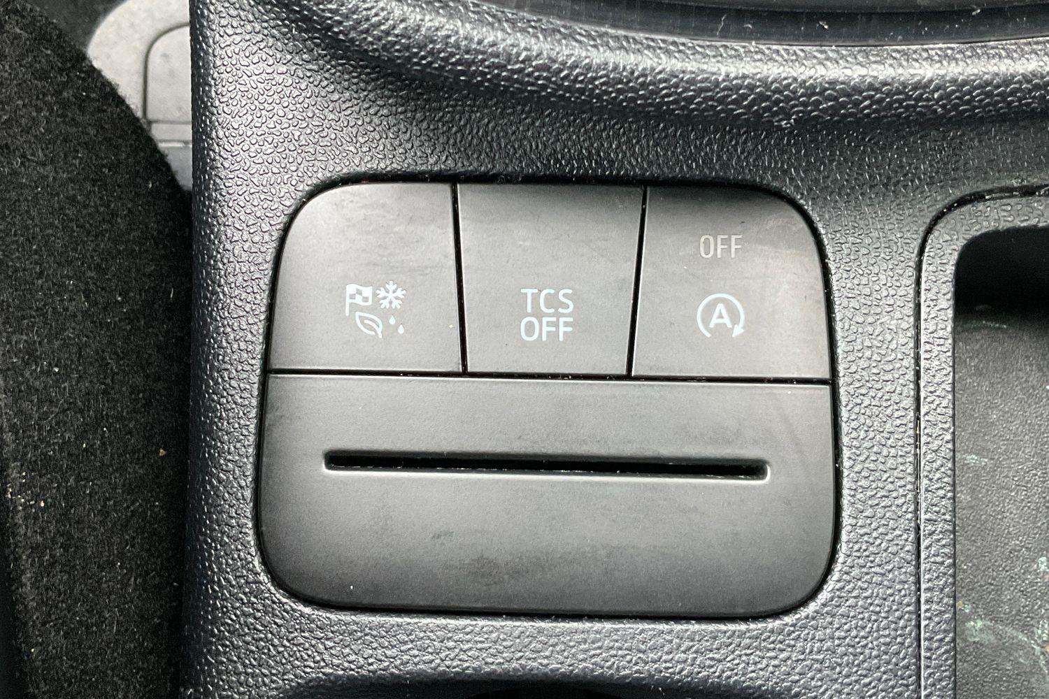 Ford FIESTA Photo 29