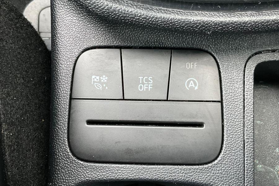 Ford FIESTA Photo autoimg-705f049a585284cddf664f07df35f780f12fd51b.jpg