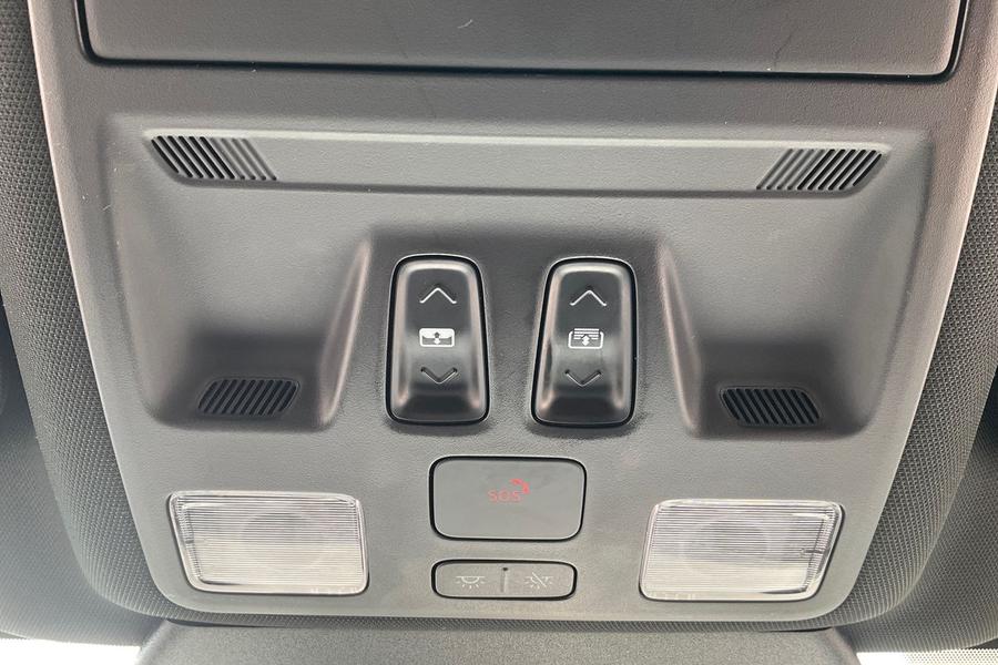 Ford KUGA Photo autoimg-705f435b2e43ca90fe50eef6525b22b771332541.jpg