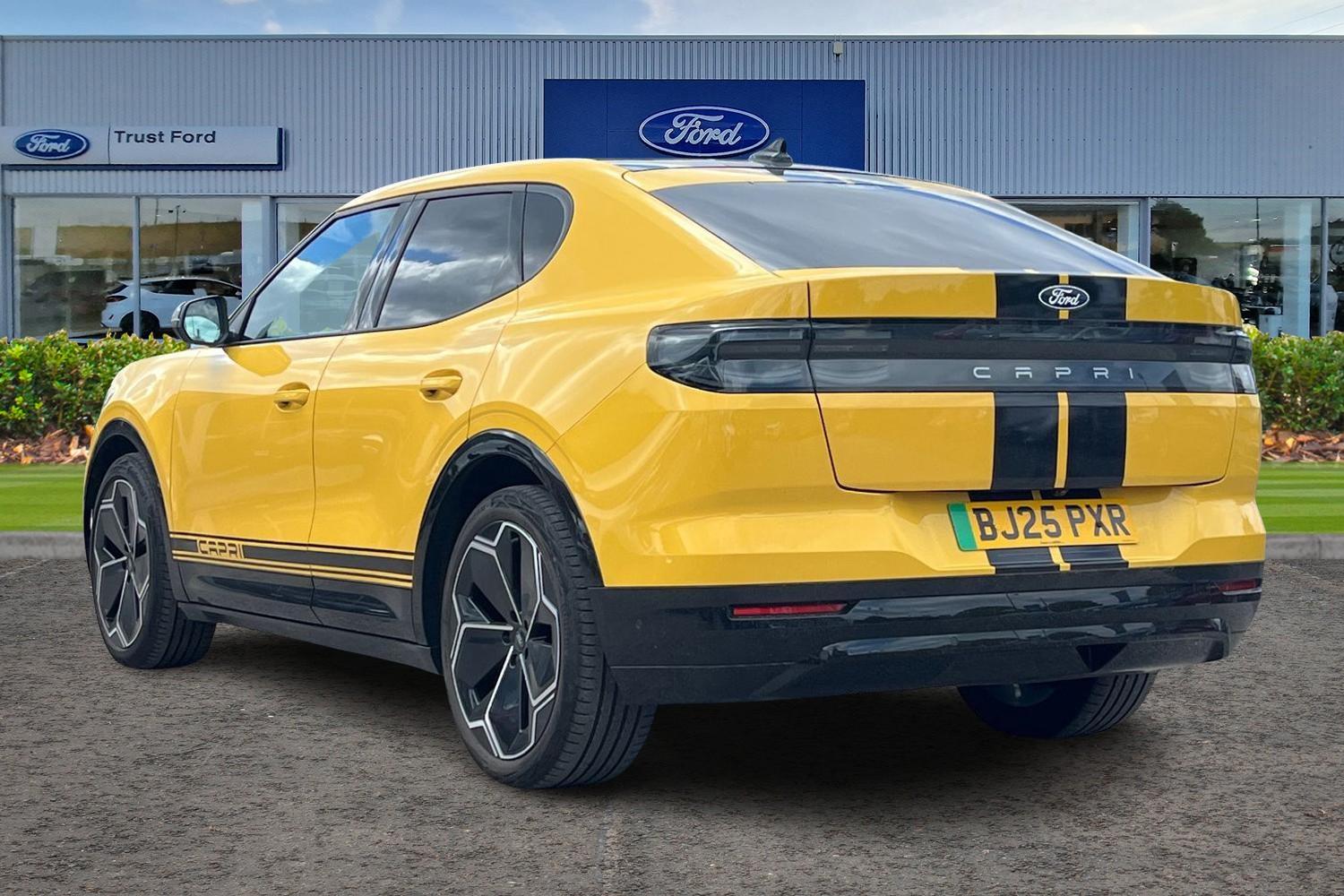 Ford Capri Photo 1