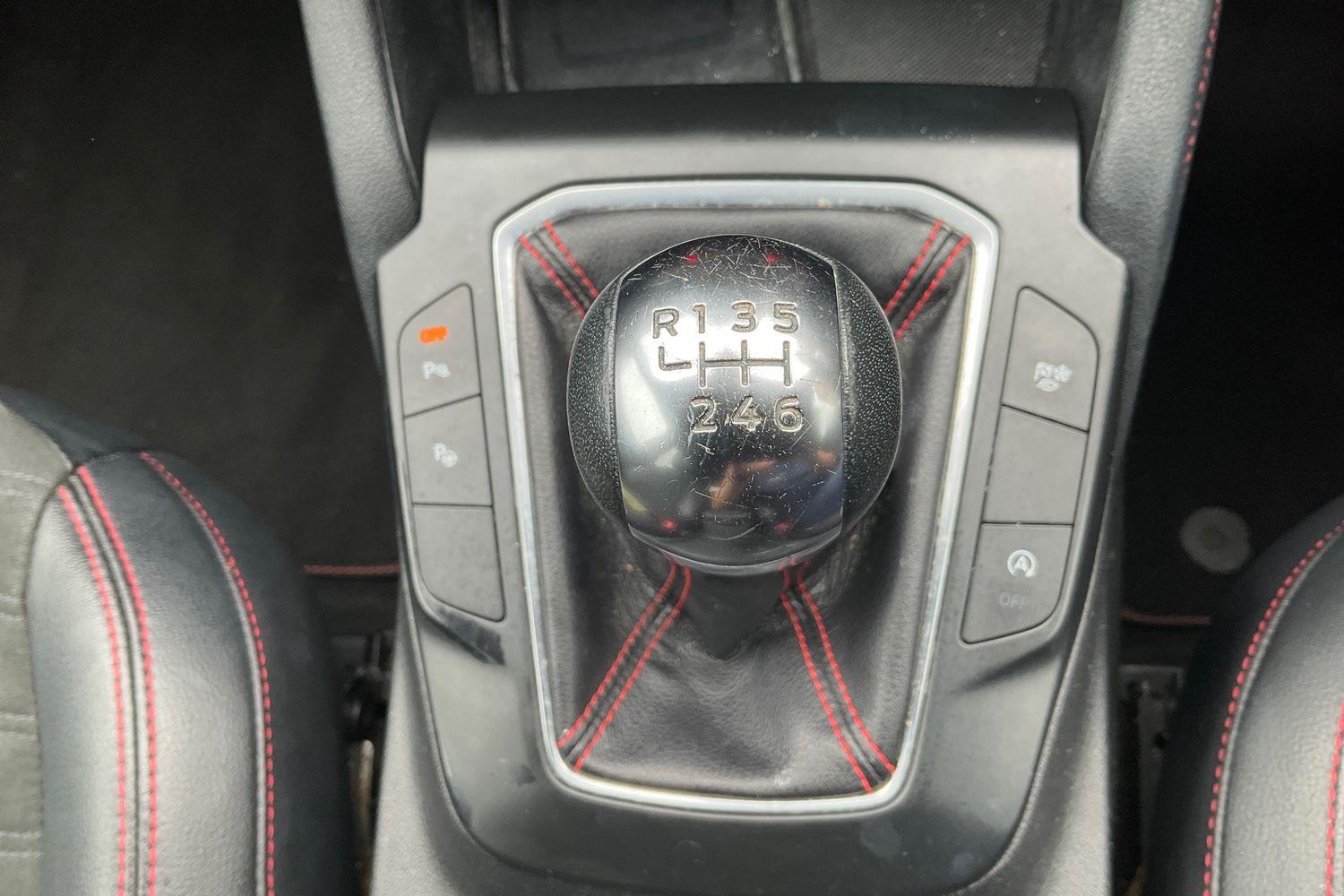 Ford KUGA Photo 31