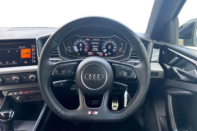 AUDI A1 Photo 11