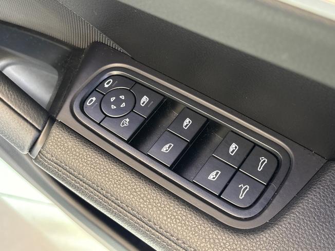 PORSCHE Cayenne Photo 34
