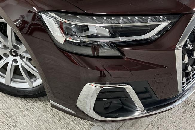 Audi A8 Photo 19