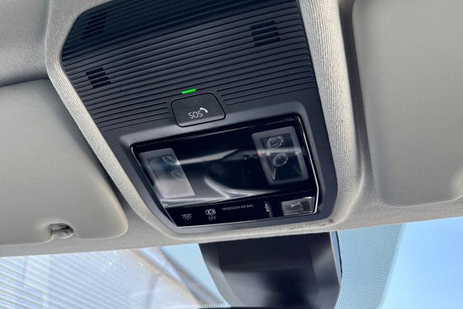 VOLKSWAGEN Caddy Photo 44