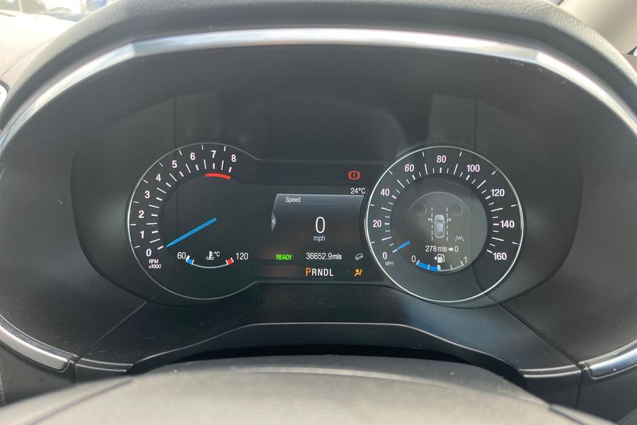 Ford Galaxy Photo autoimg-70781b683b79f2ee5fb7f26ad24bef3d08c269b4.jpg