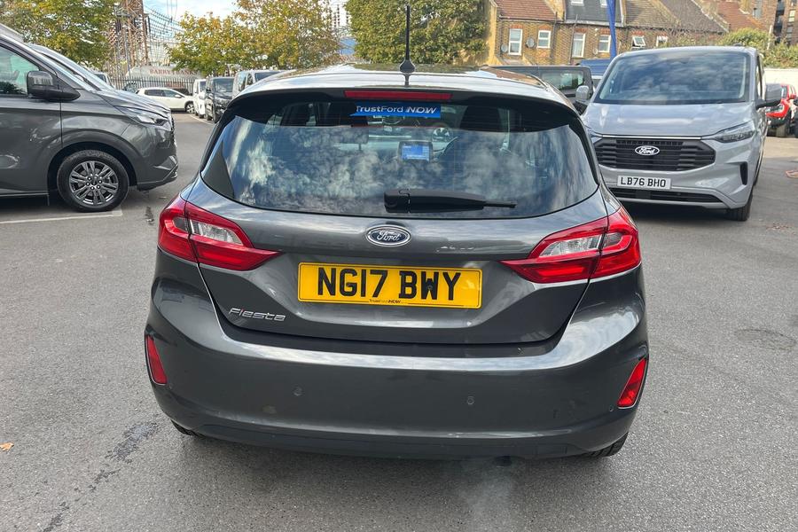 Ford FIESTA Photo autoimg-7079dfe255a00aa266e51c0911db1dbe6606eb08.jpg