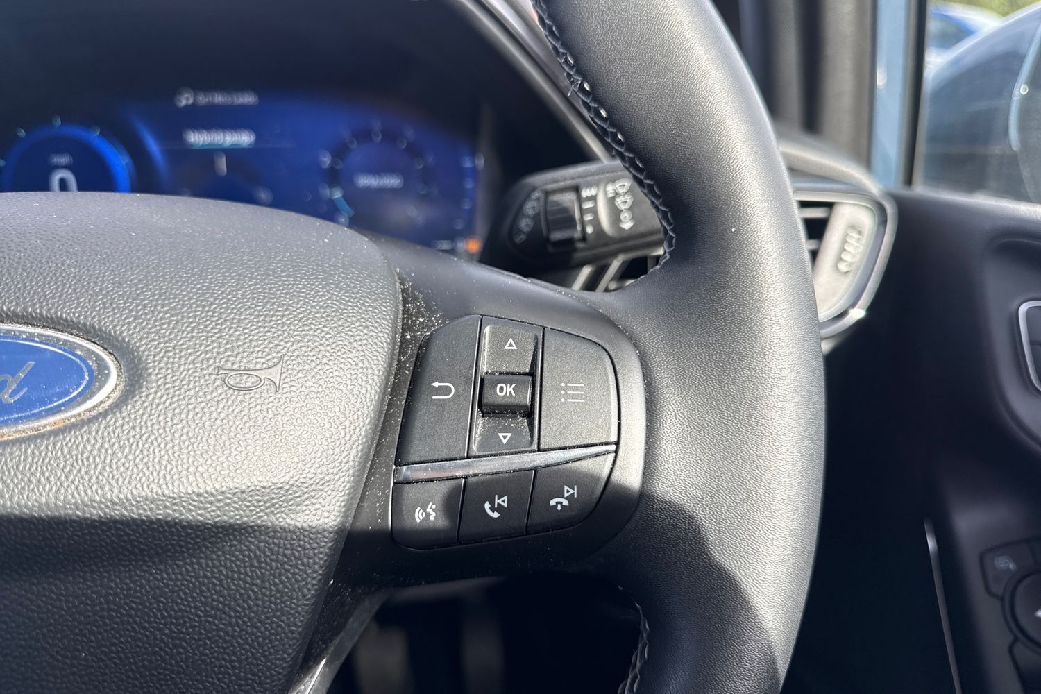 Ford FIESTA Photo 35