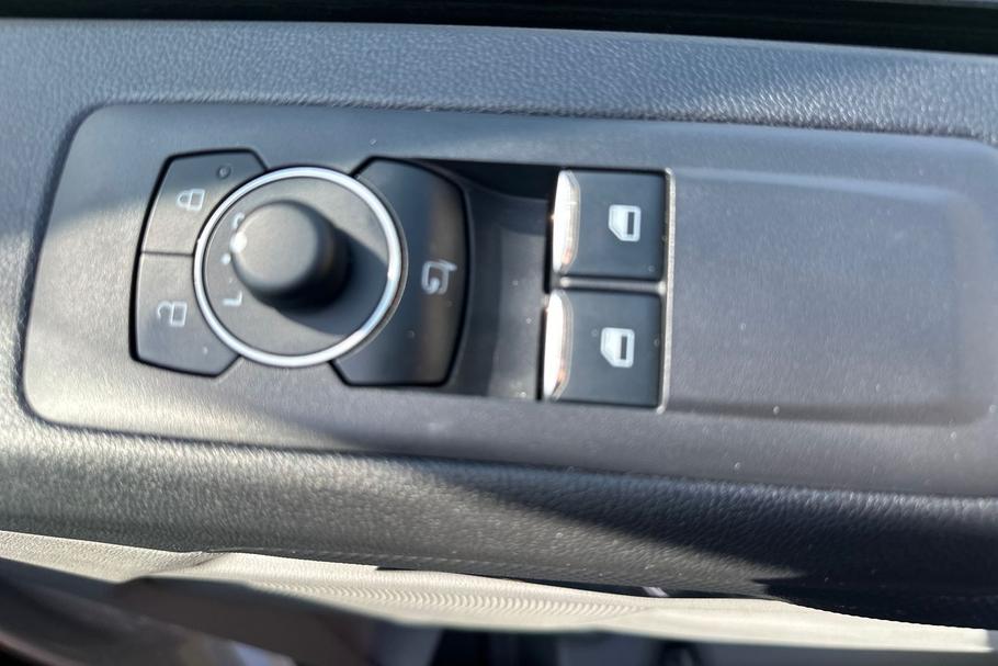 Used Ford Transit Custom WP75CNY 30