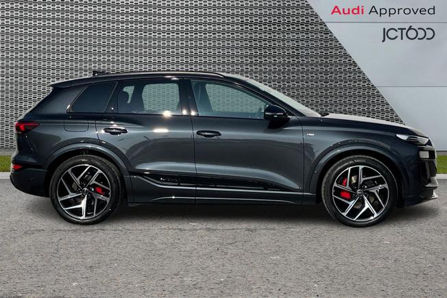 AUDI Q6 e-tron Photo 4