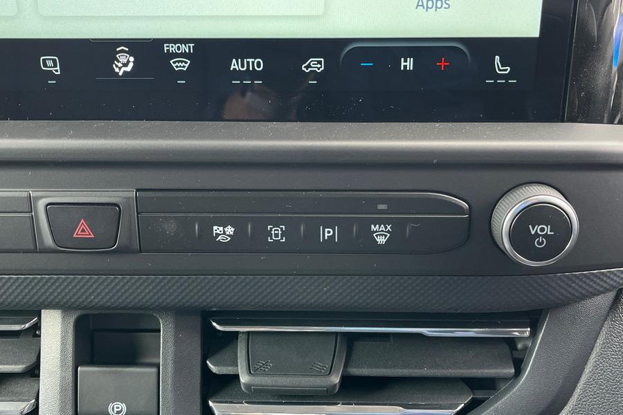 Ford TRANSIT CUSTOM Photo autoimg-708259adbeac87ec98d98d3499069839170eb9ae.jpg