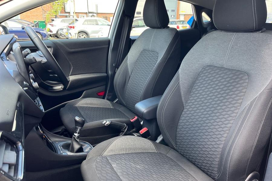 Ford Puma Photo autoimg-70849dd4d9a1e9c26d77609fc336e28516dc1321.jpg