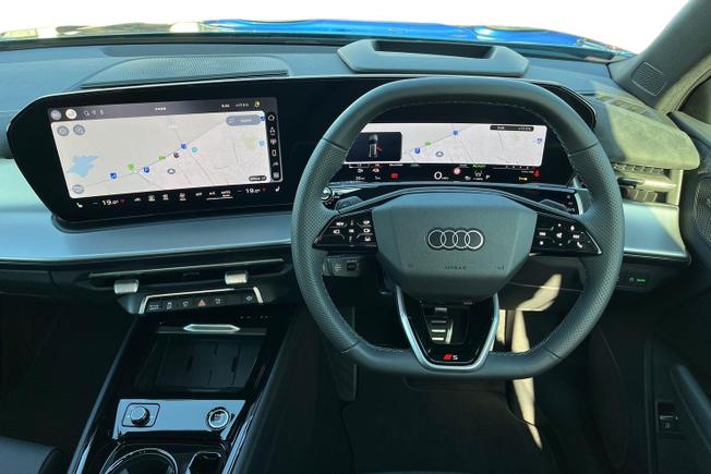 Audi  Q3 Sportback Photo 11