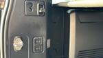 Land Rover Defender Photo 26