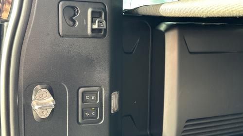 Land Rover Defender Photo autoimg-7086e892fb62c11f36a2d373225877b612a7c159.jpg