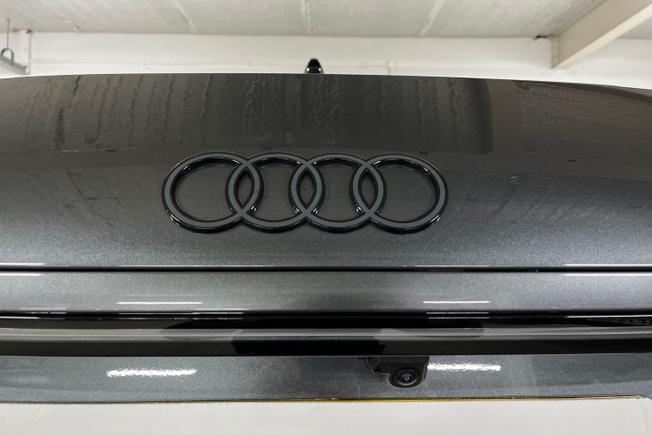 Audi A6 Saloon Photo 36