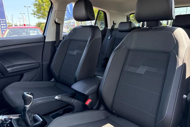 VOLKSWAGEN T-Cross Photo 21