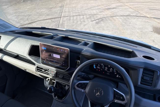 VOLKSWAGEN Crafter Photo 39