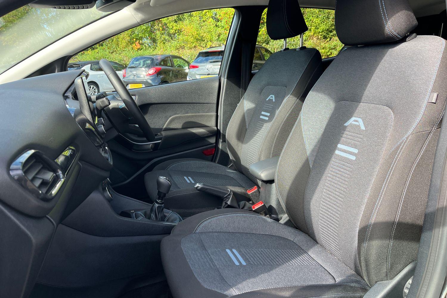 Ford Fiesta Photo 18