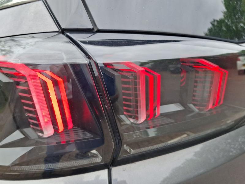 Used Peugeot 5008 NU72WBT 42