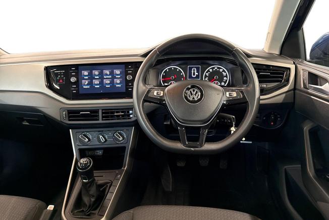 VOLKSWAGEN Polo Photo 11