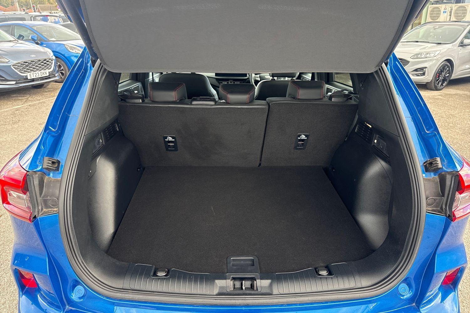 Ford KUGA Photo 20