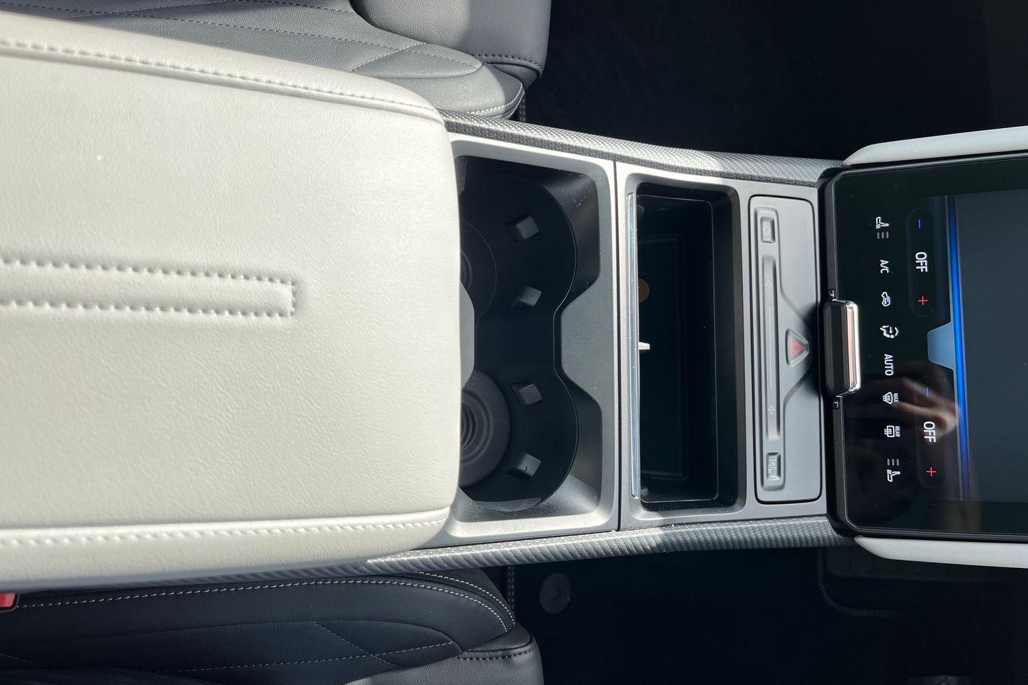 Ford Explorer Photo 31